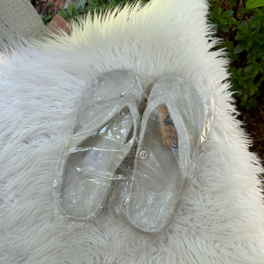 Aussie Soles Beige Flip Flops